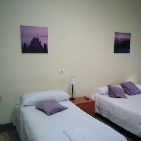 Hostal Ancla Dorada Vigo Extérieur photo