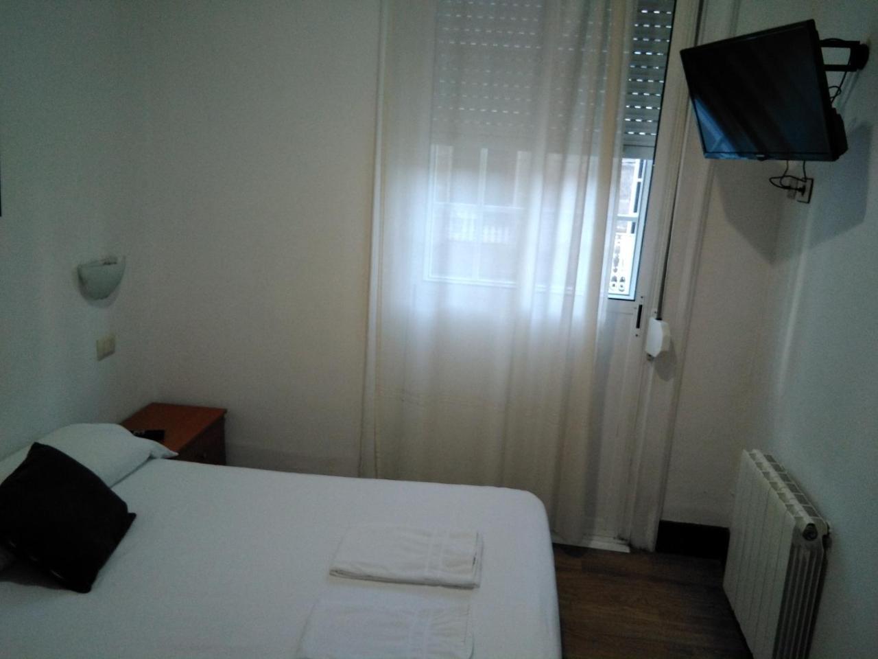 Hostal Ancla Dorada Vigo Extérieur photo