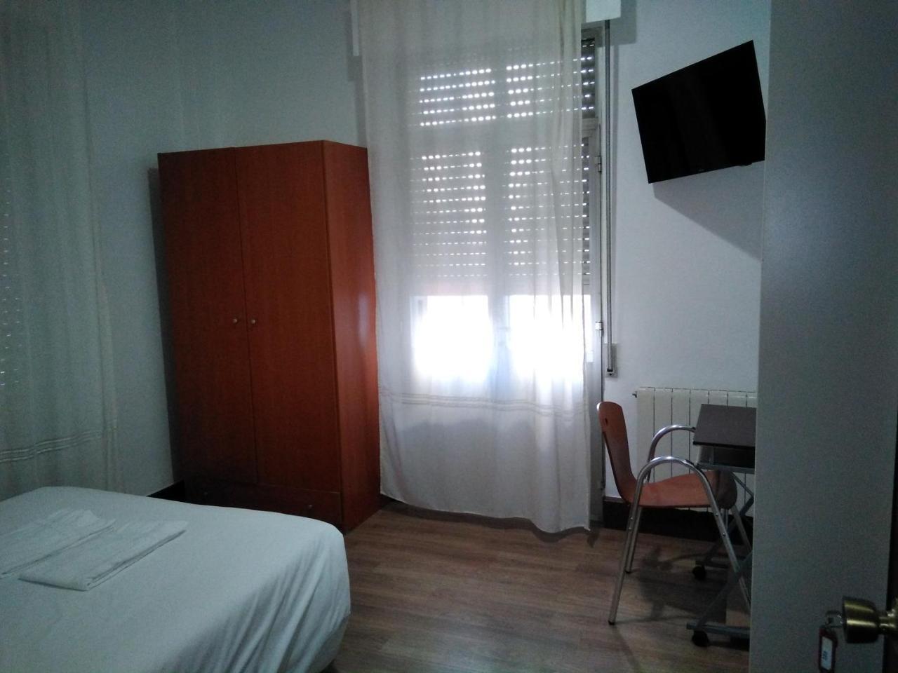 Hostal Ancla Dorada Vigo Extérieur photo