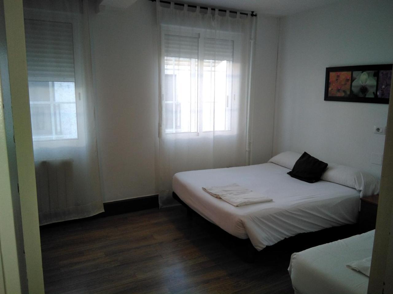 Hostal Ancla Dorada Vigo Extérieur photo
