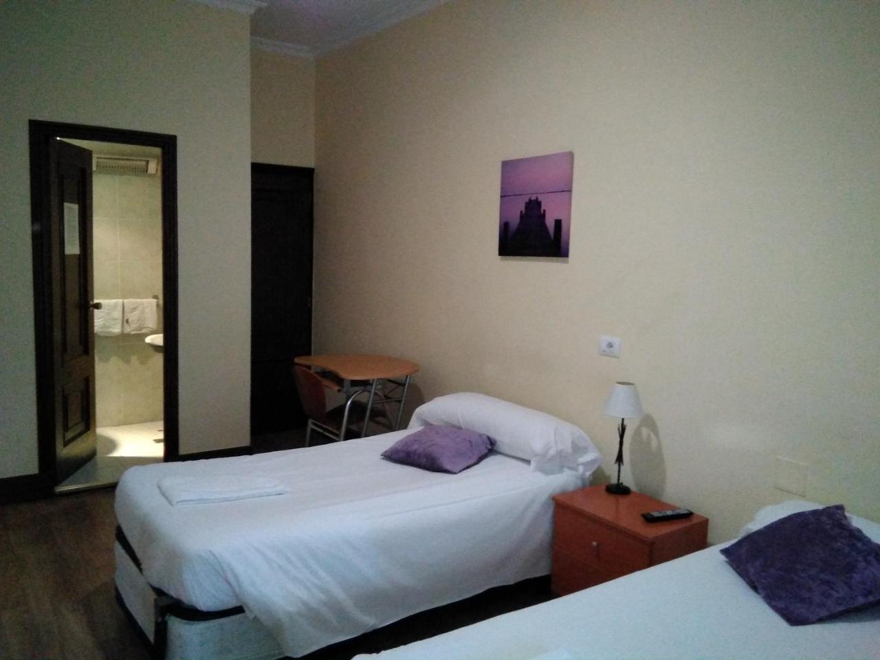 Hostal Ancla Dorada Vigo Extérieur photo